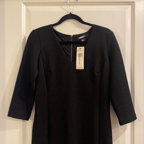 DKNY Women’s Black Dress Hexagonal Pattern 3/4 sleeve NWT - Picture 2 of 8